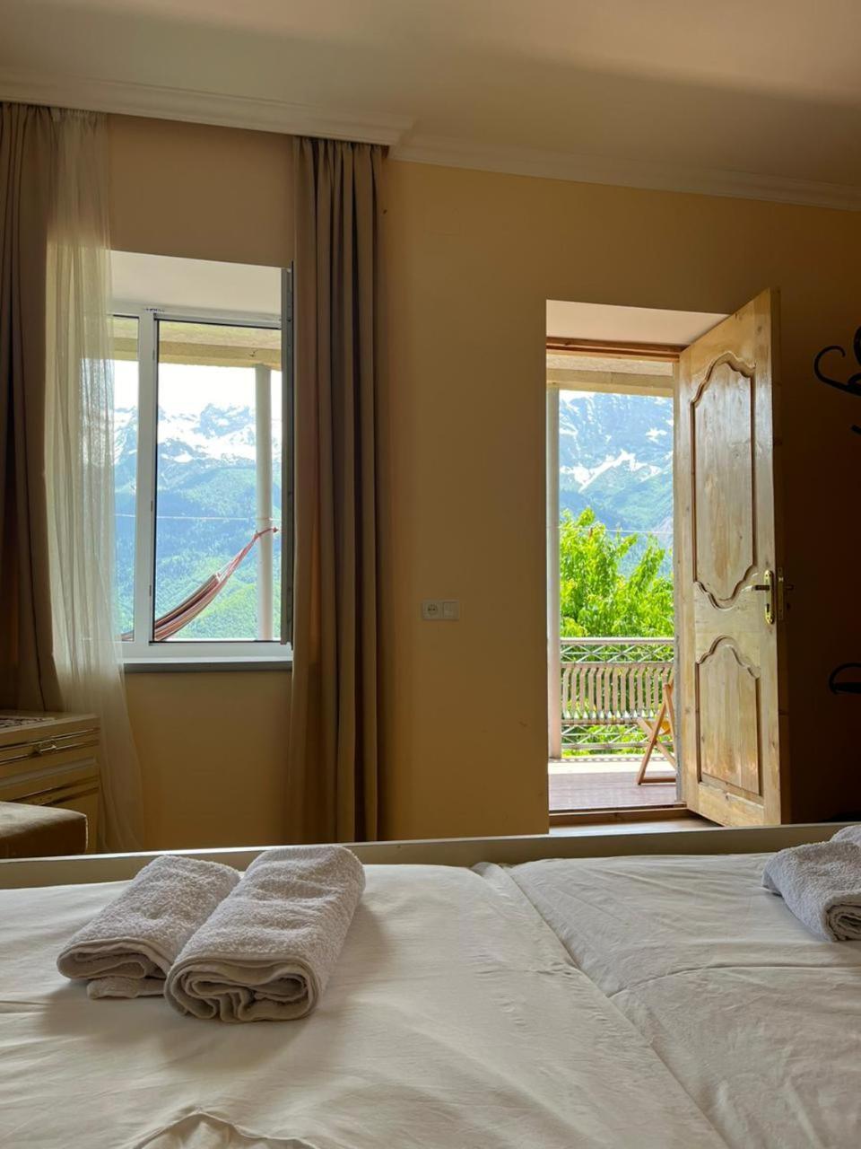 Guest House Lankhvri Becho Oda fotoğraf